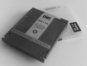 DOT Pinnacle Micro OMDR 4.2 GB Optical Disk